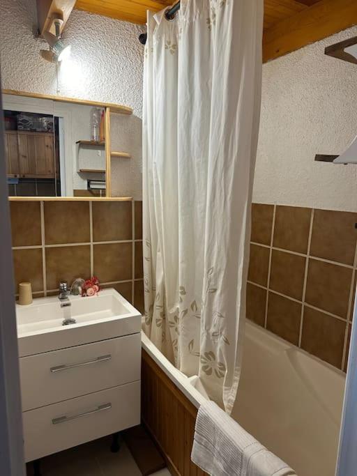 Duplex Avec Belle Terrasse Au Pied Des Pistes Appartement Vars (Hautes-Alpes)